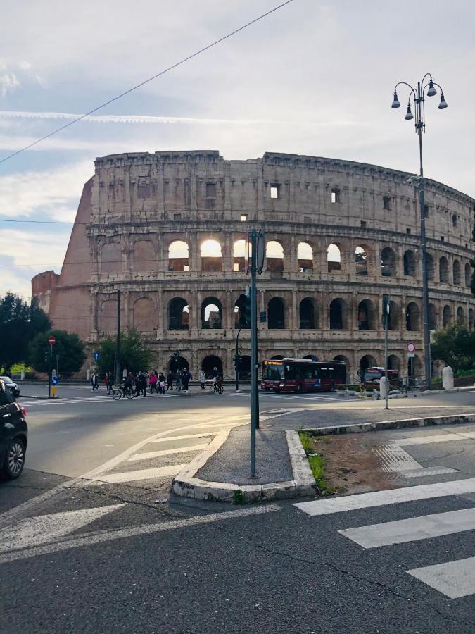 Colosseo Ohana Suite Intero Appartamento Open Space Rome Exterior photo